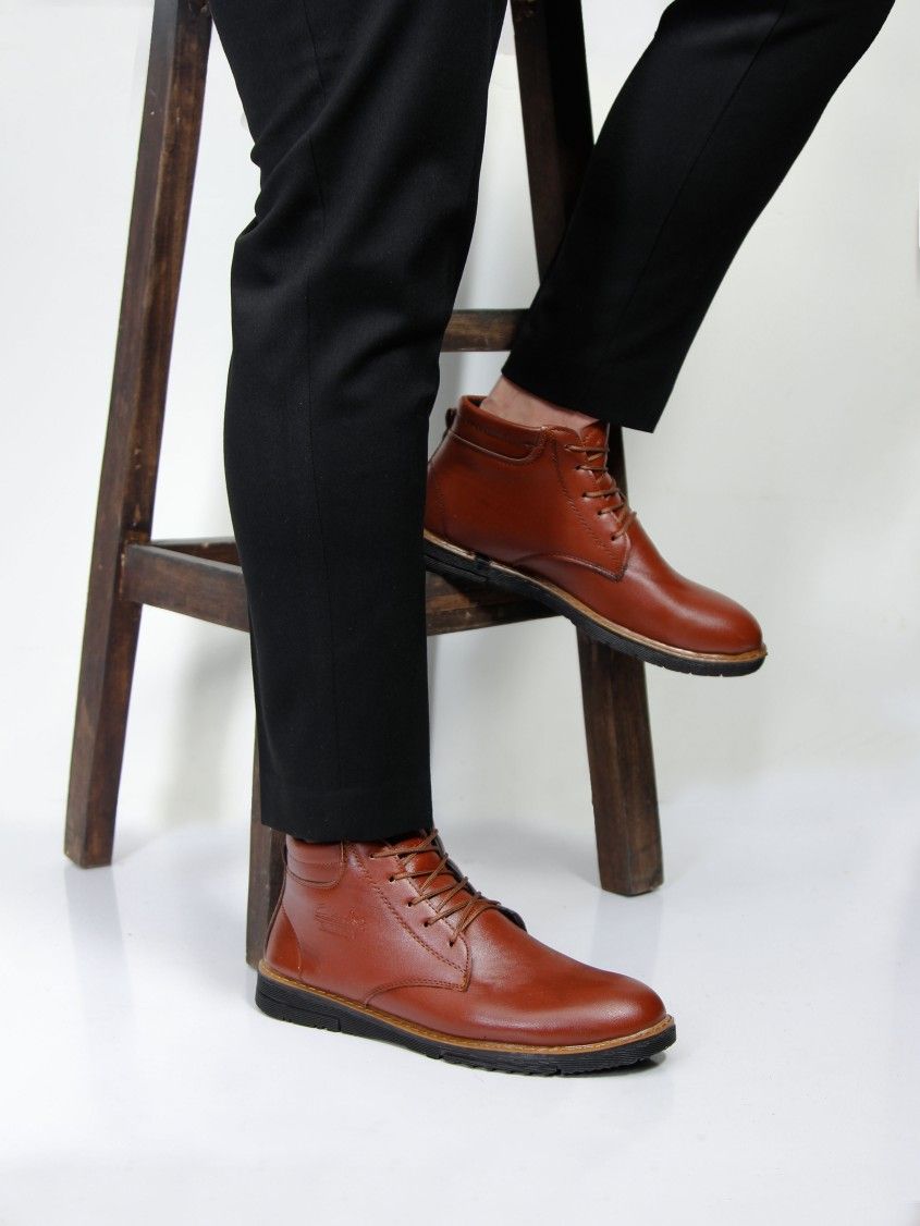 نیم بوت clarks عسلی